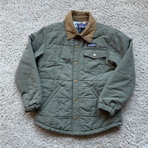 Patagonia Olive Quilted Jacket with Tan Collar